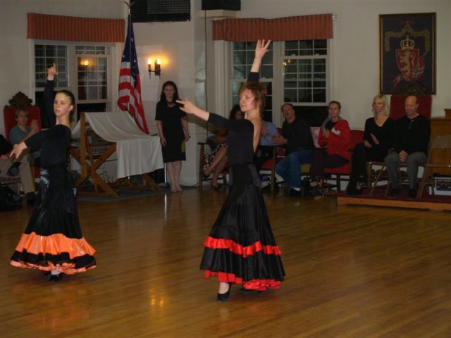 flamencofolkdancesevillianas.jpg